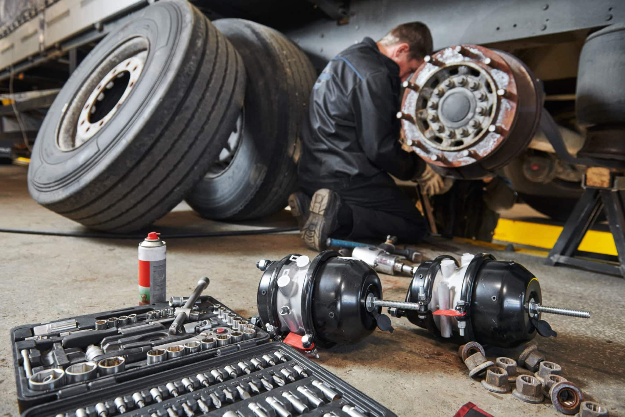 Emergency Commercial Tire Repair 24 7 365